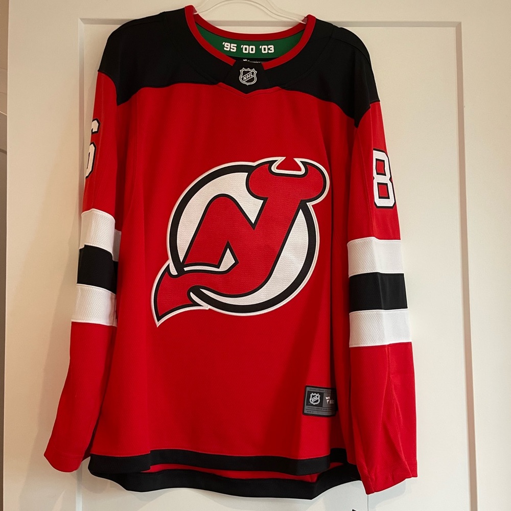 Jack Hughes New Jersey Devils Jersey Size M